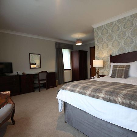 Strathburn Hotel Inverurie By Compass Hospitality ภายนอก รูปภาพ