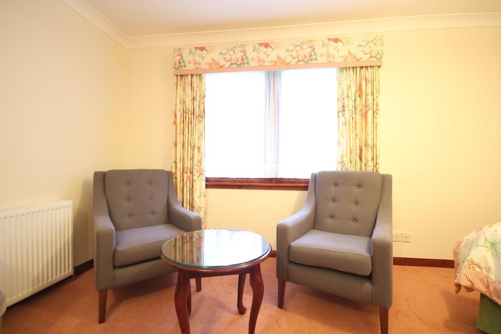Strathburn Hotel Inverurie By Compass Hospitality ภายนอก รูปภาพ
