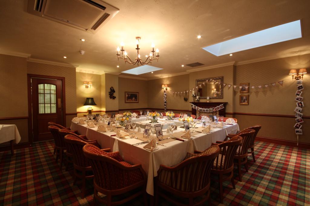 Strathburn Hotel Inverurie By Compass Hospitality ภายนอก รูปภาพ