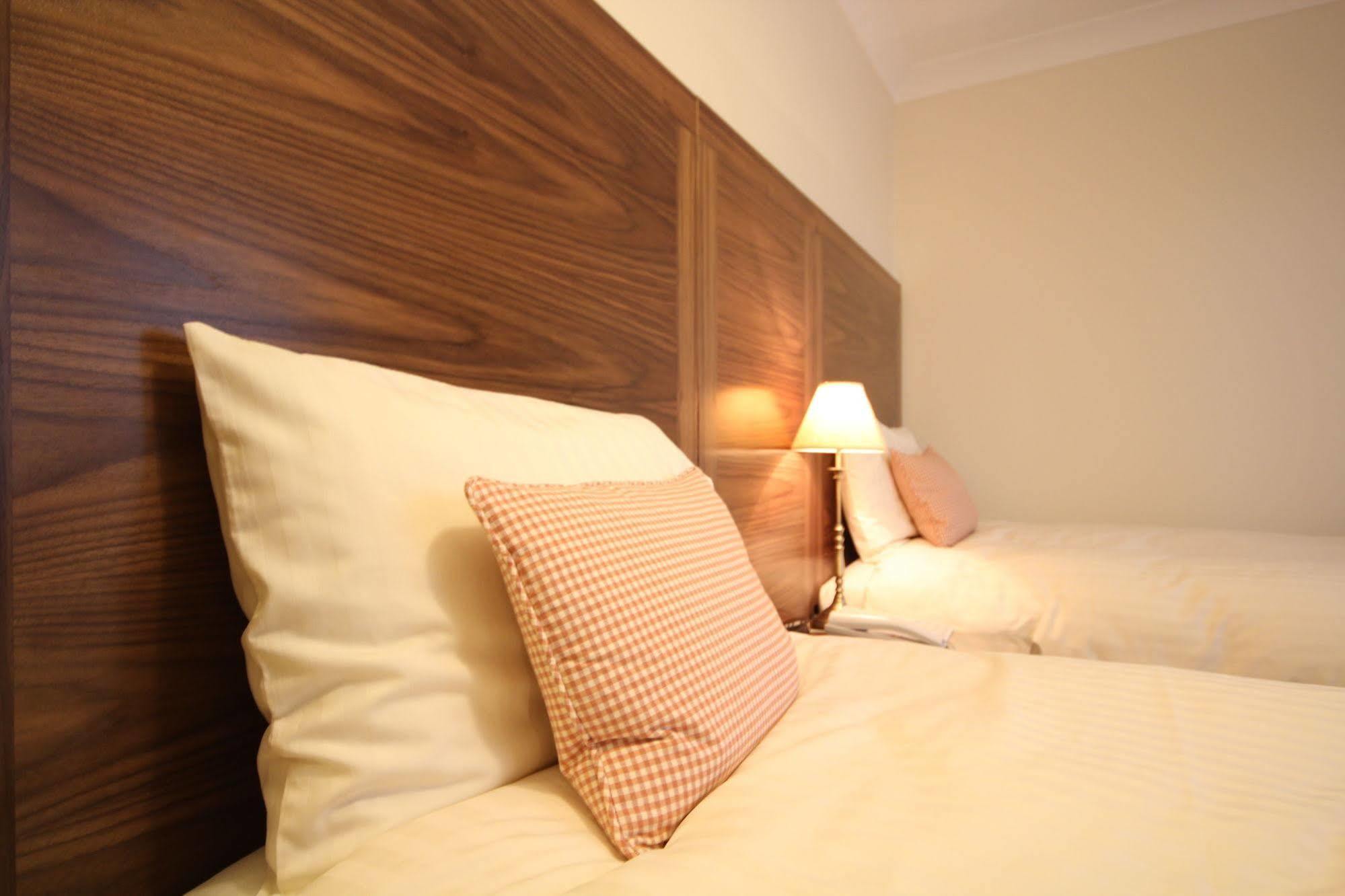Strathburn Hotel Inverurie By Compass Hospitality ภายนอก รูปภาพ